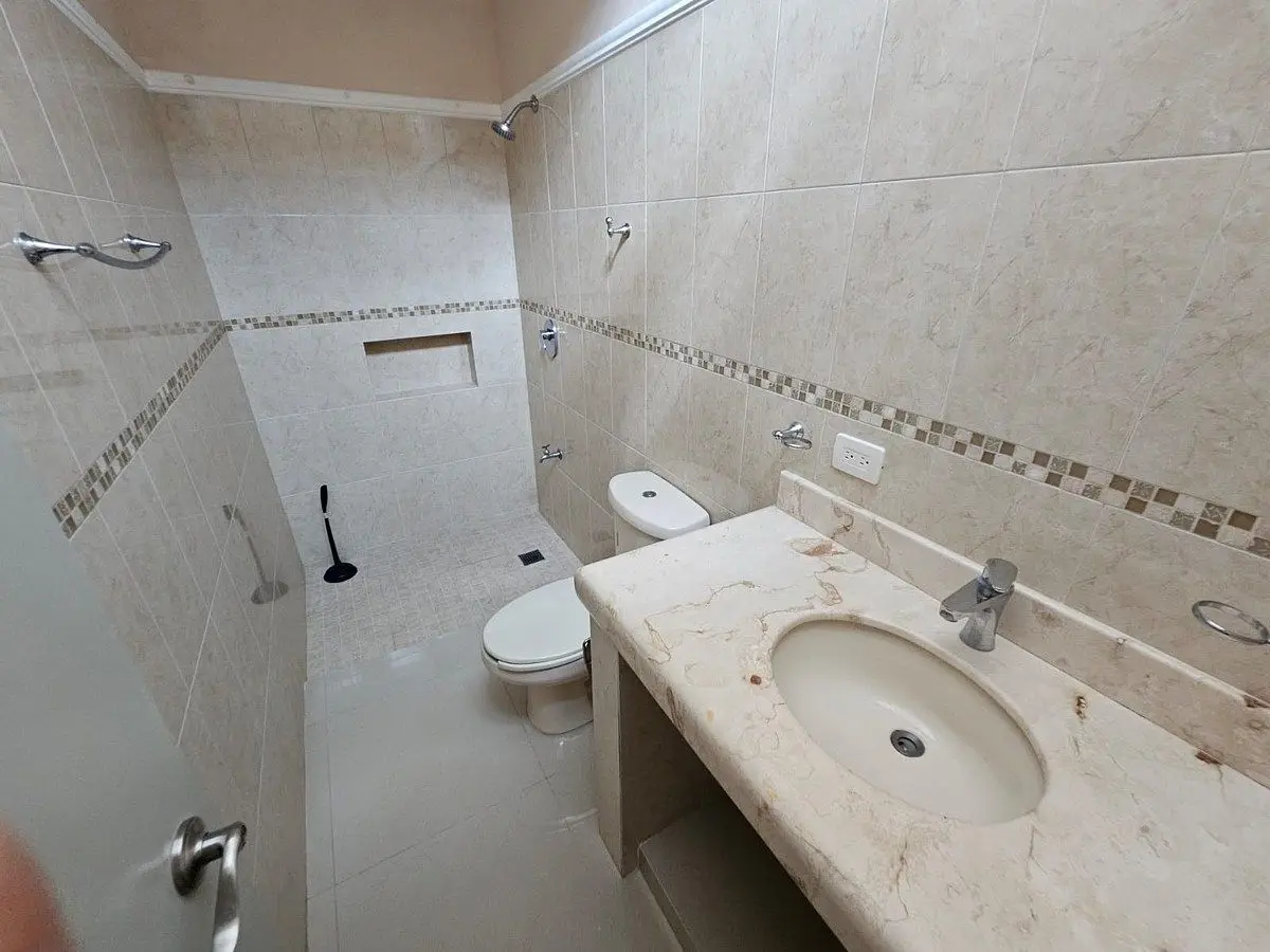 Casa en Venta de 4 habitaciones con alberca al norte de Mérida, Yucatán. — foto 9