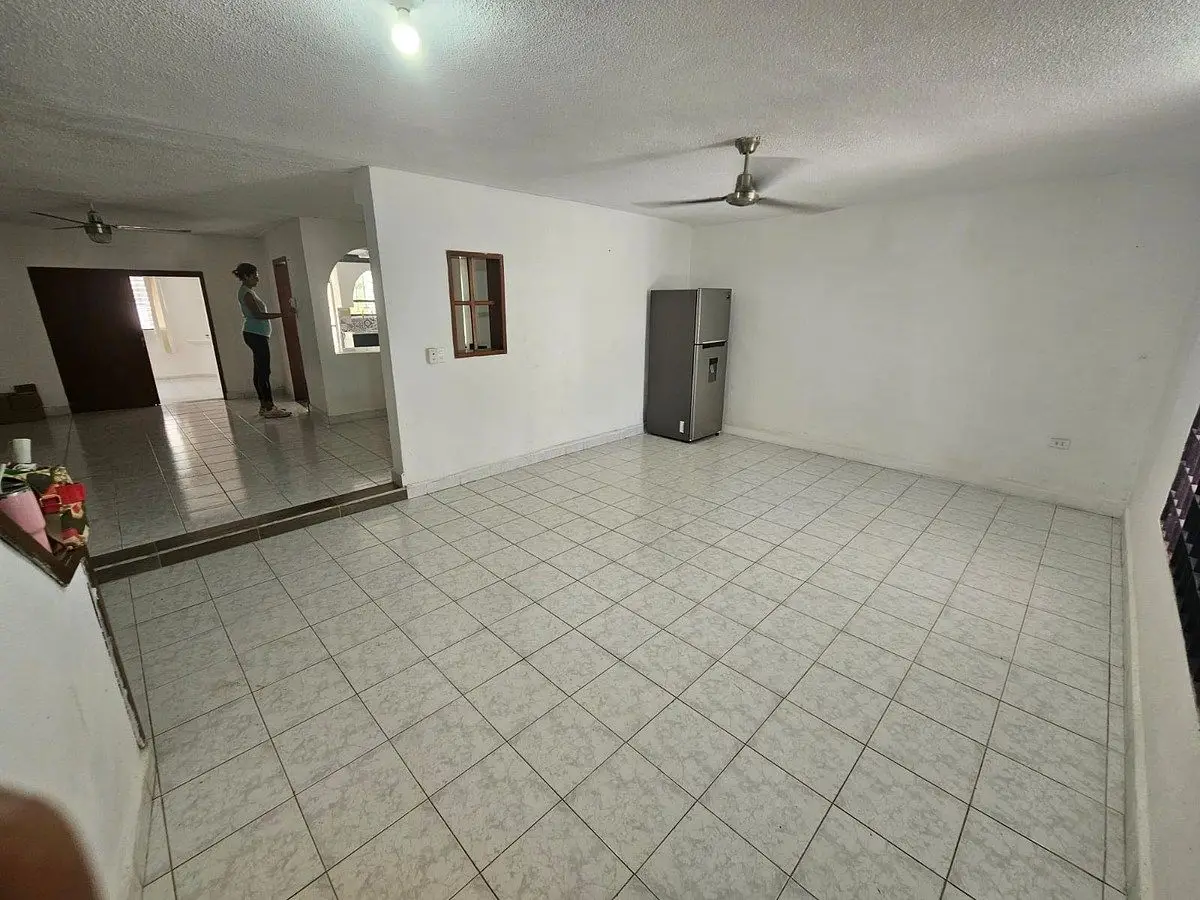 Casa en venta de 2 niveles y 4 habitaciones en Mérida, Yucatán. — foto 4
