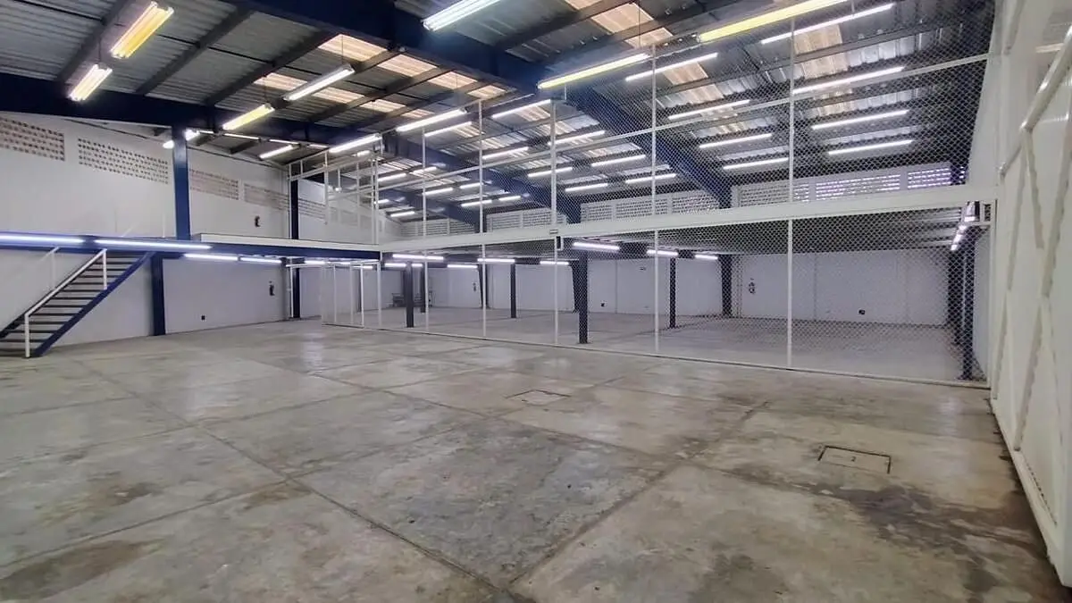 🏭 Bodega en Venta en La Ermita, Campeche – ¡Con Oficinas y Paneles Solares! — foto 3
