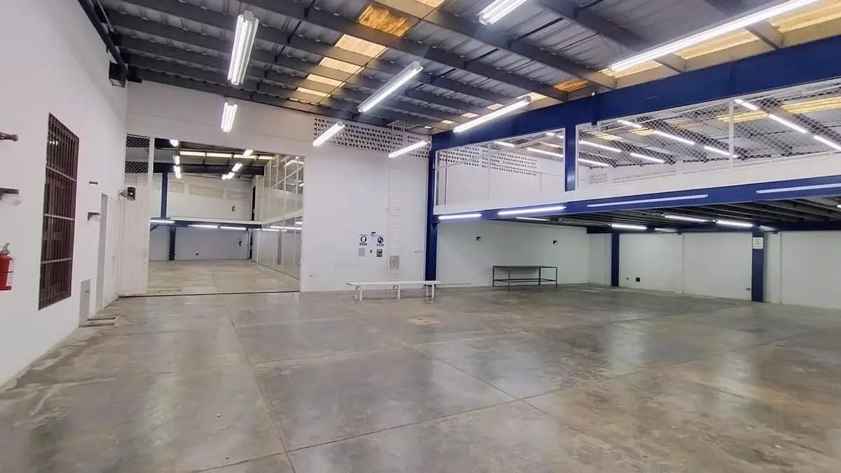 🏭 Bodega en Venta en La Ermita, Campeche – ¡Con Oficinas y Paneles Solares! — foto 4