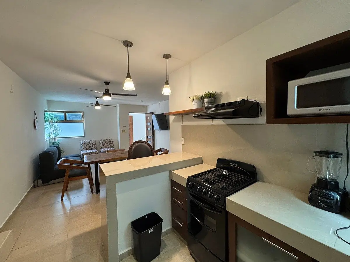 Departamento amueblado en zona Norte, ubicación premium con servicios incluidos — foto 5