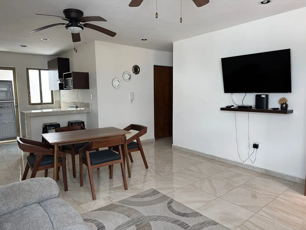 Departamento amueblado sobre la avenida García Lavín, zona Norte de Mérida — foto 5