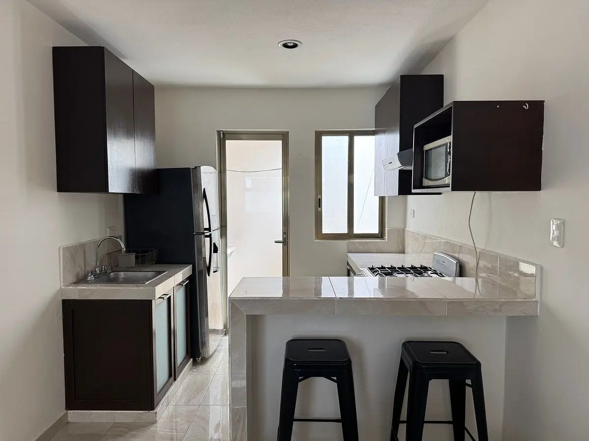 Departamento amueblado sobre la avenida García Lavín, zona Norte de Mérida — foto 6