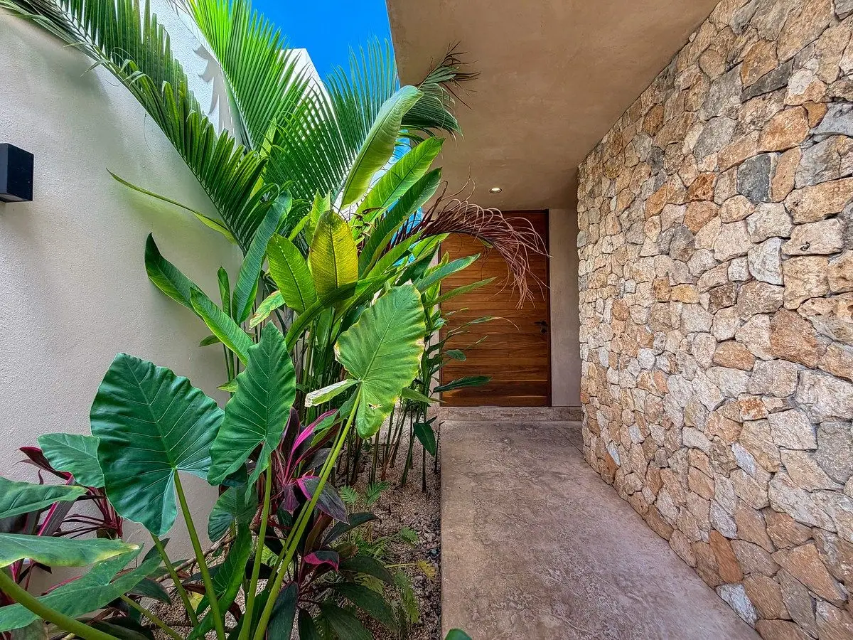 Residencia de lujo al norte de Mérida, con paneles solares y alberca — foto 4