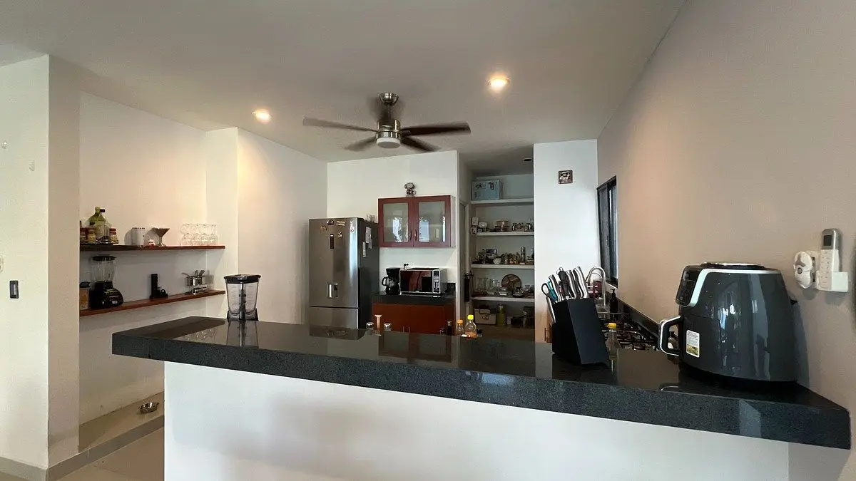 Casa en Venta Temozon Nte | 3 Recámaras, Alberca, Cochera para 5 Autos. — foto 12