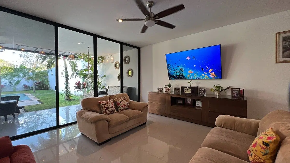 Casa en Venta Temozon Nte | 3 Recámaras, Alberca, Cochera para 5 Autos. — foto 6