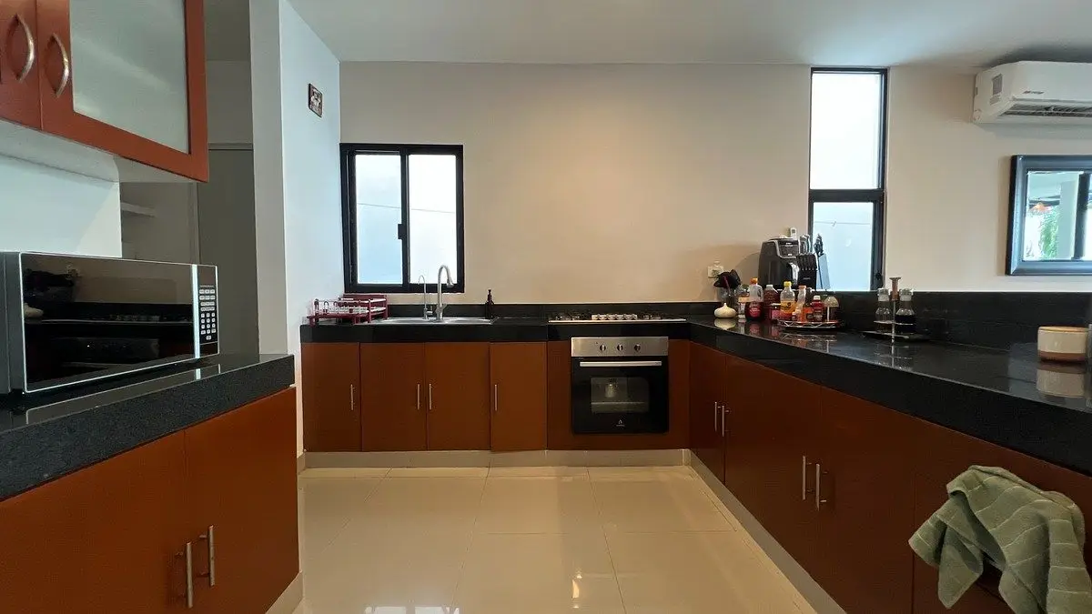 Casa en Venta Temozon Nte | 3 Recámaras, Alberca, Cochera para 5 Autos. — foto 10