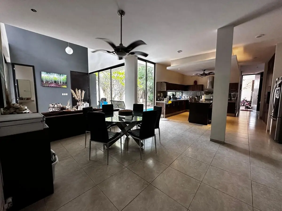 Amplia residencia en Venta en Altabrisa Merida — foto 8