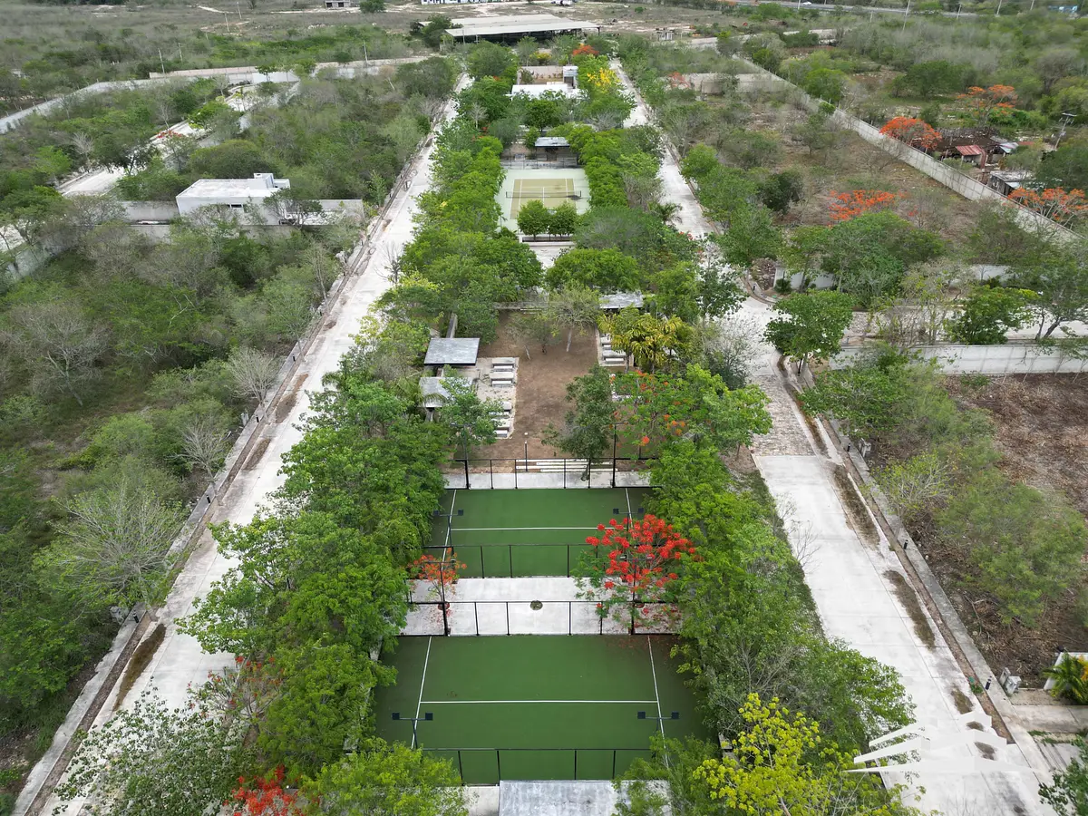 Lote residencial en venta Privada Olivia Conkal al norte de Mérida — foto 4