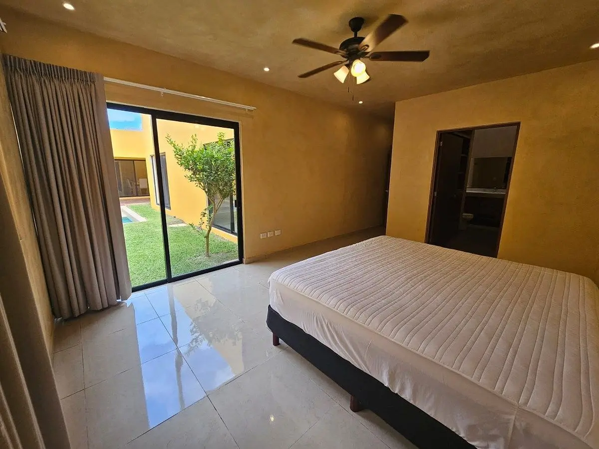 Casa en renta amueblada con alberca y 9 paneles solares en Conkal, Yucatán. — foto 8