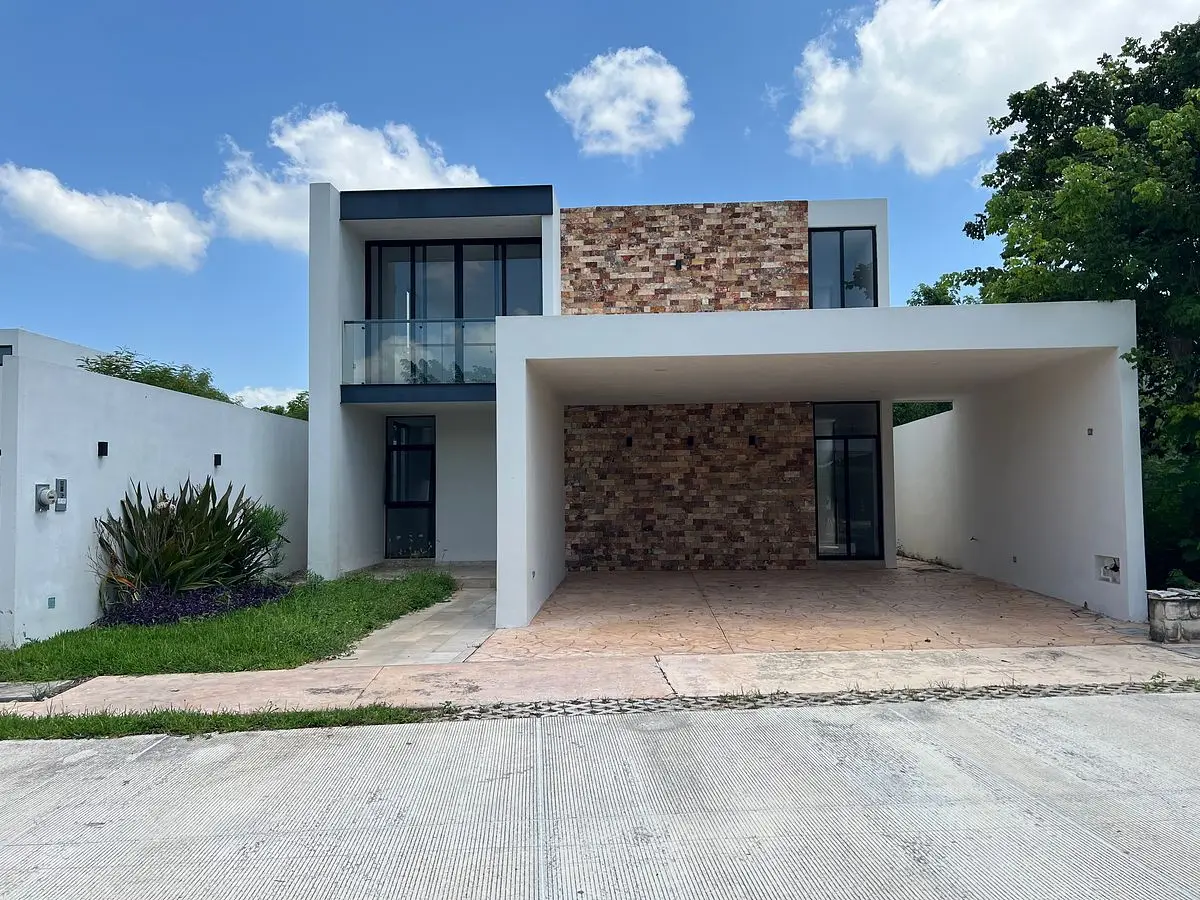 Casa NUEVA en VENTA | Privada VARENA, Cholul–Santa Gertrudis Copó