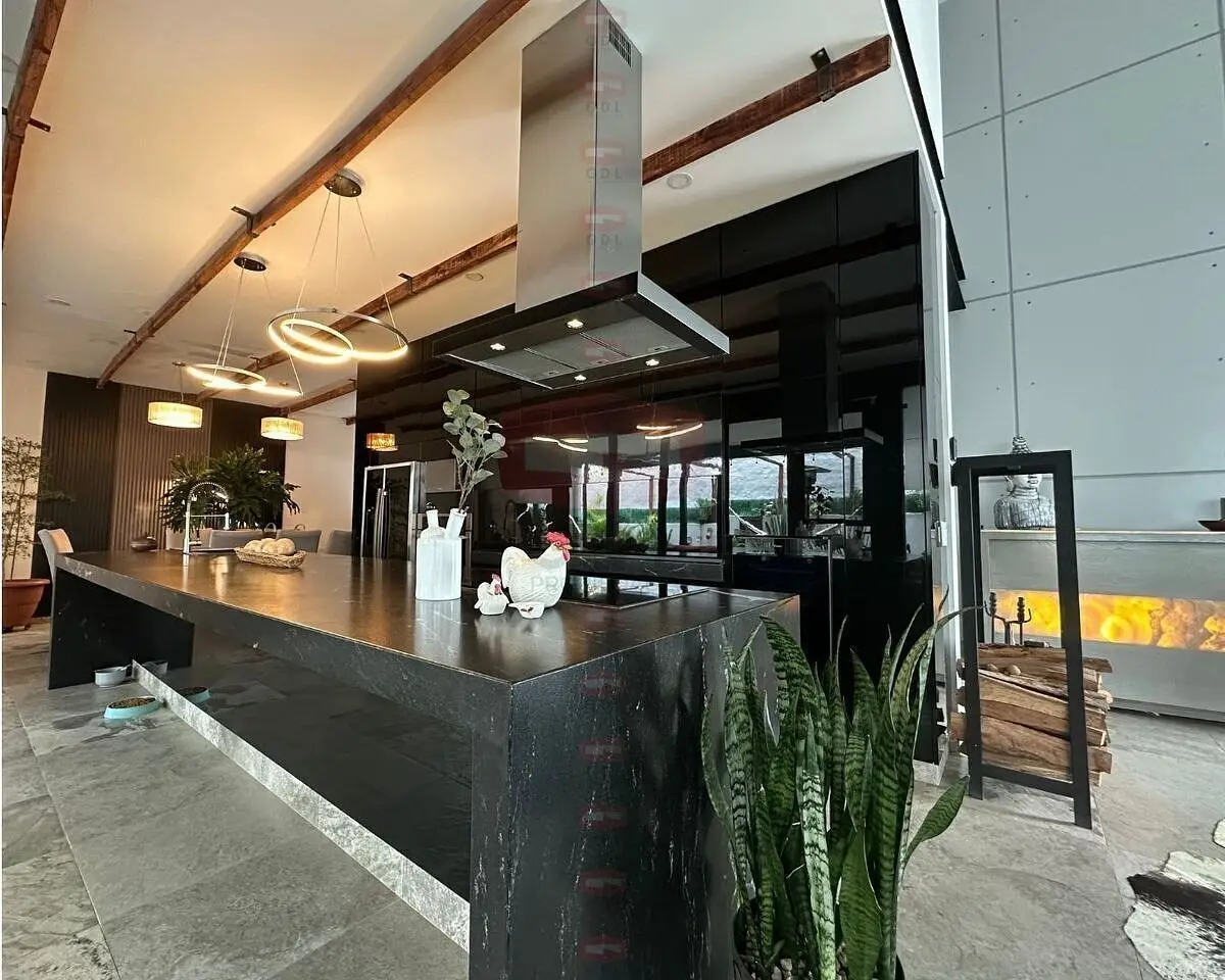 Bugambilias Casa con Departamento en Venta — foto 5
