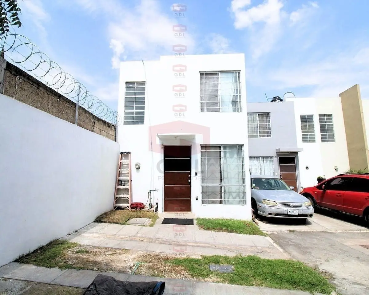 Real del Valle Casa con Excedente