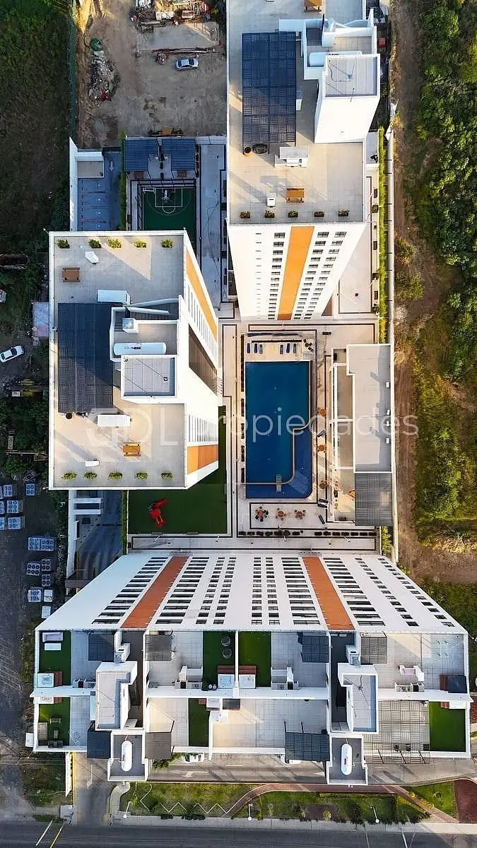 Colón y Periférico Departamento en Venta