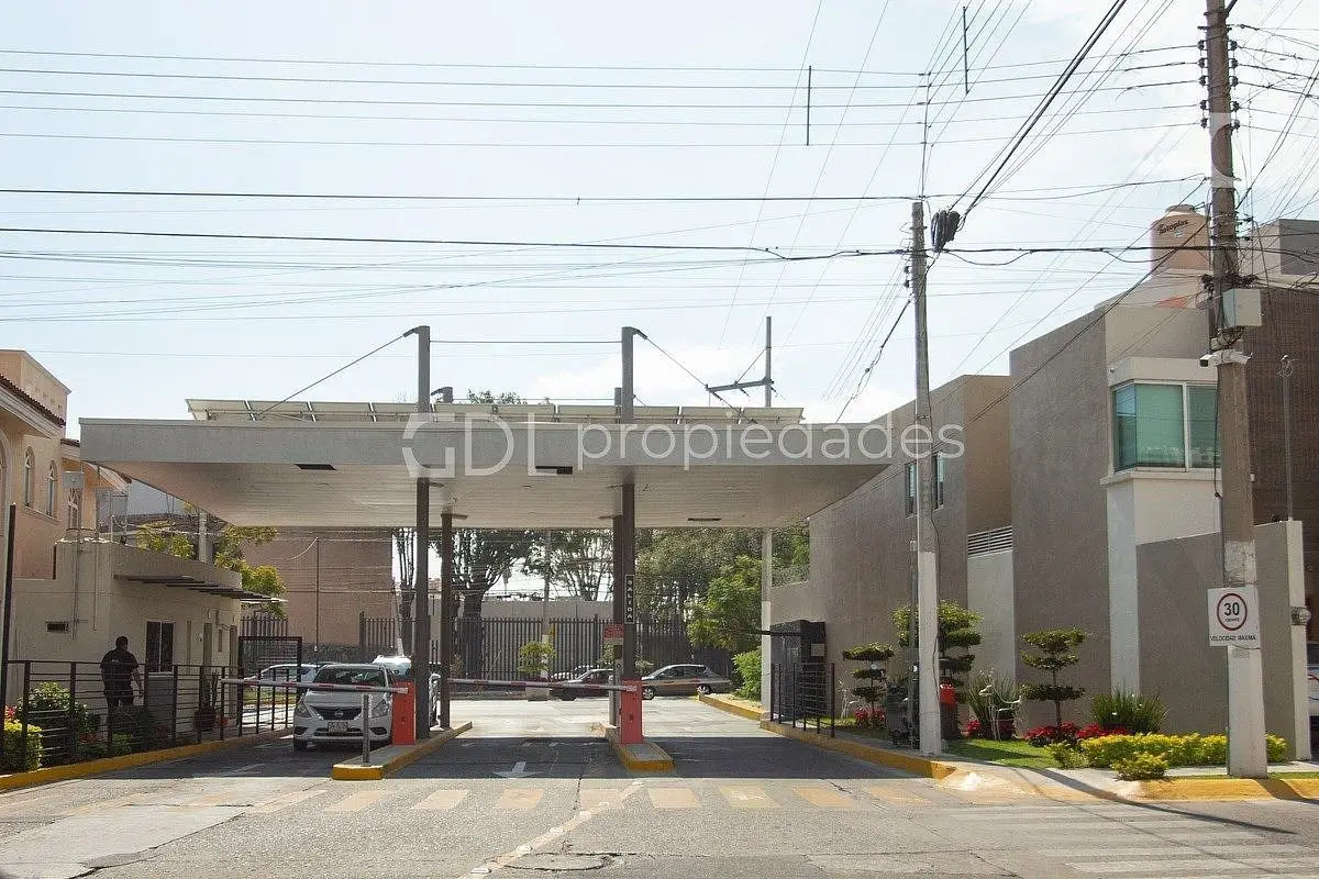 Chapalita las Fuentes Casa en Coto Venta — foto 3