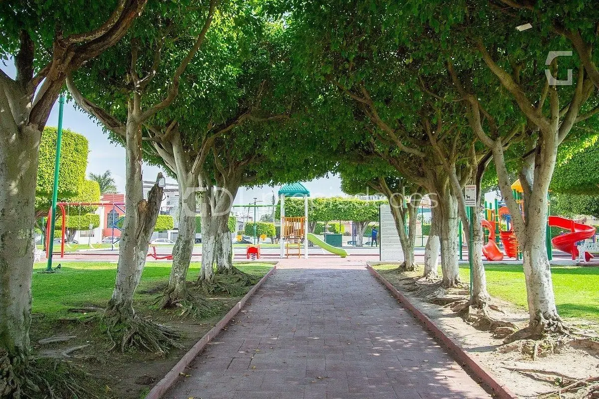 Chapalita las Fuentes Casa en Coto Venta — foto 5