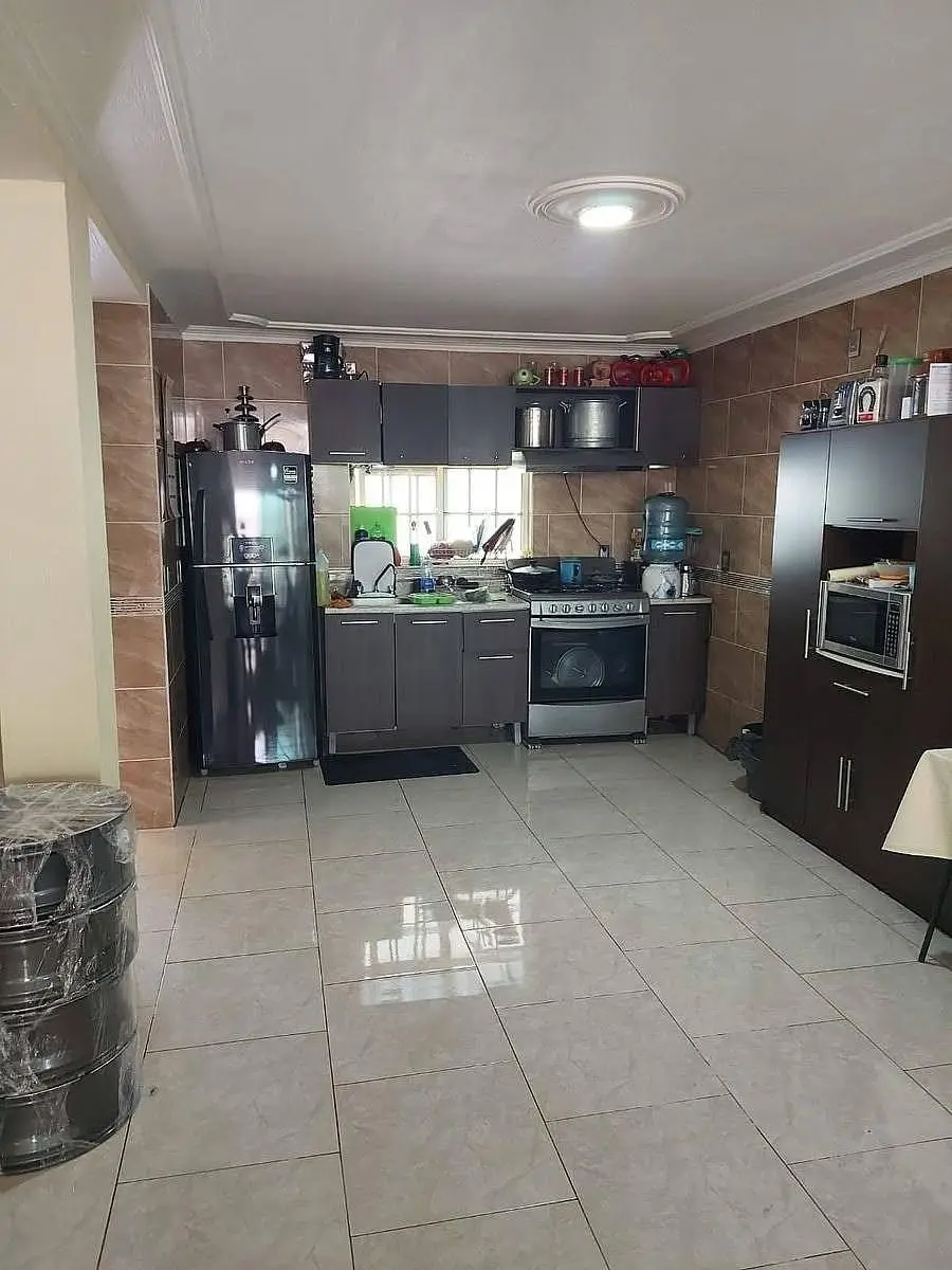 Excelente Ubicación Casa Amplia Col Monumental — foto 3