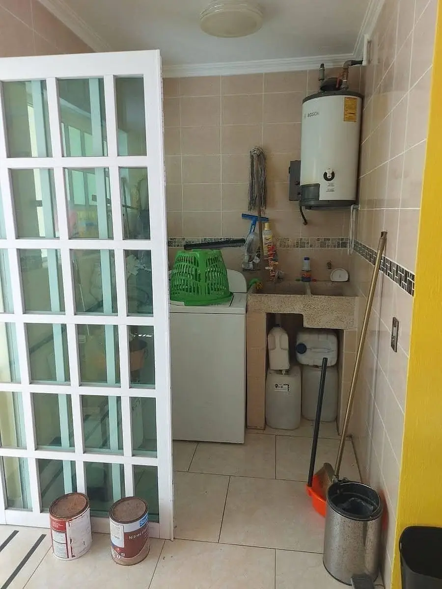 Excelente Ubicación Casa Amplia Col Monumental — foto 5