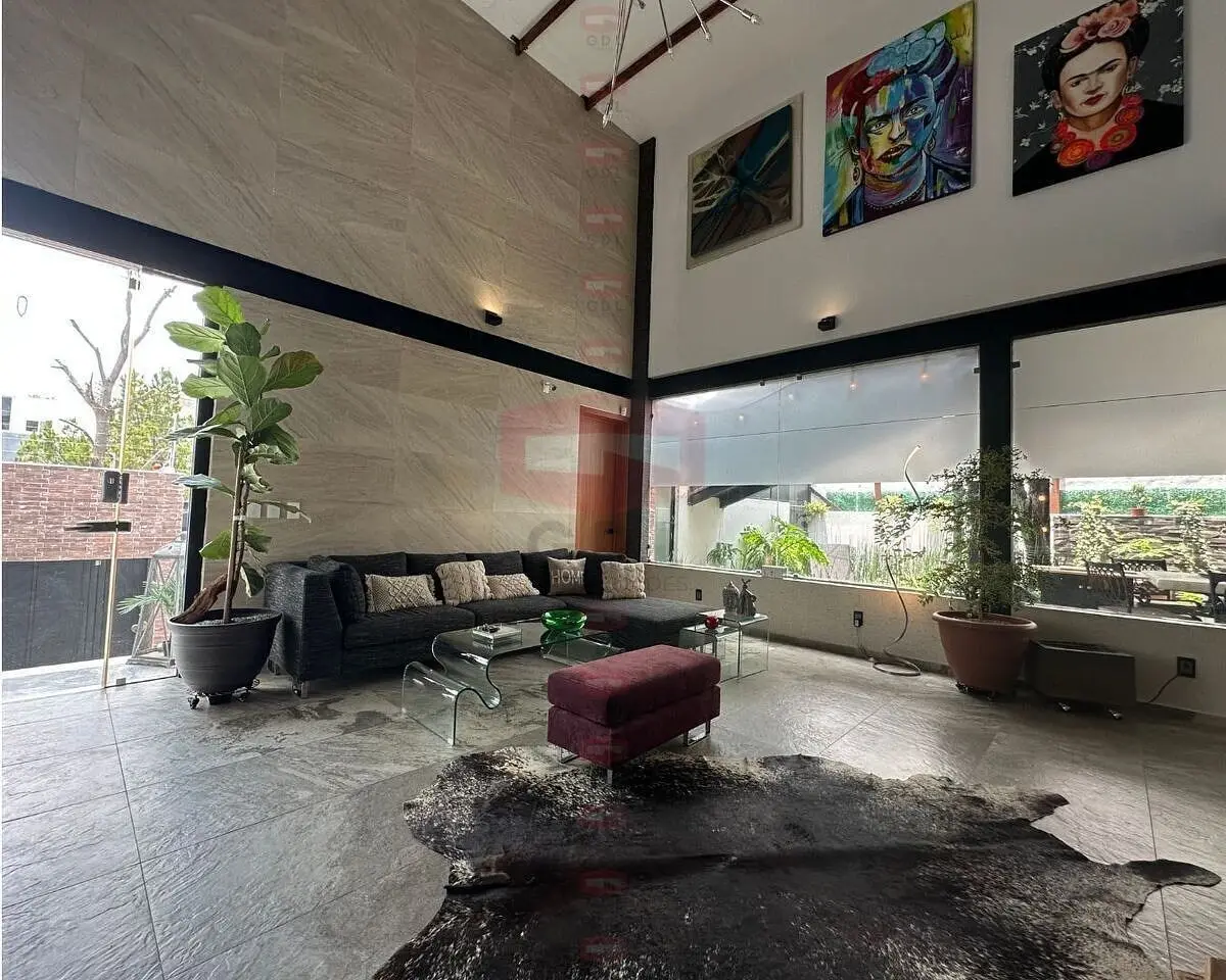 Bugambilias Casa con Departamento en Venta — foto 4
