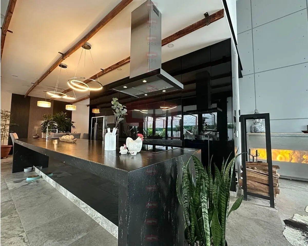 Bugambilias Casa con Departamento en Venta — foto 5