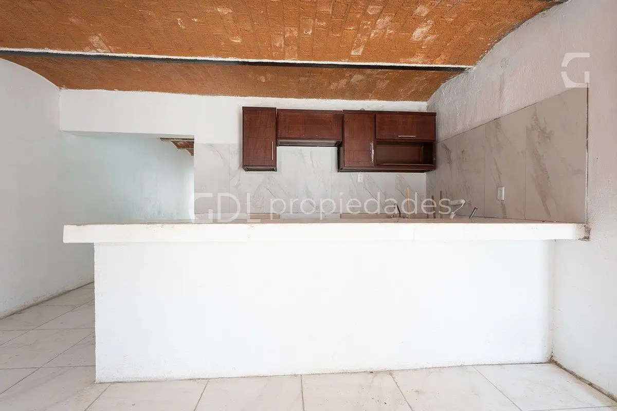 Las Pintitas Casa Muy Amplia en Venta — foto 2