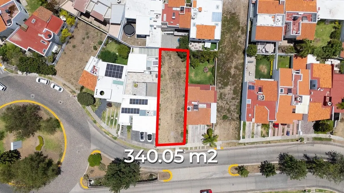 Bosques de Santa Anita Terreno Sobre Avenida en Venta