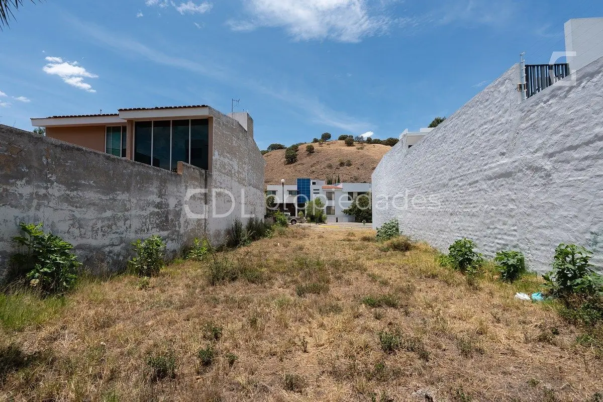 Bosques de Santa Anita Terreno Sobre Avenida en Venta — foto 2