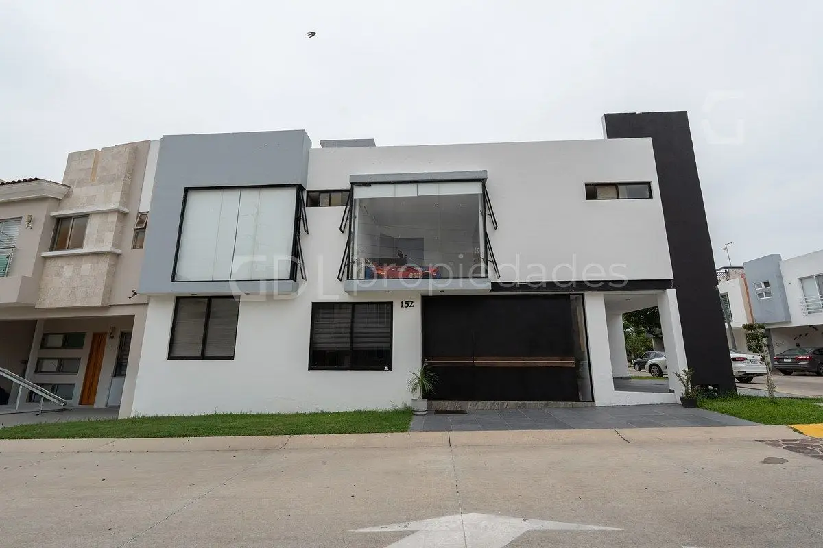 Altavista Bosques Casa en Esquina con Excedente — foto 2