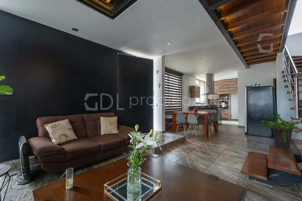Altavista Bosques Casa en Esquina con Excedente — foto 6