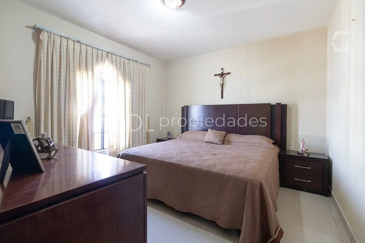 Tonalá Centro Casa Muy Amplia en Venta — foto 6