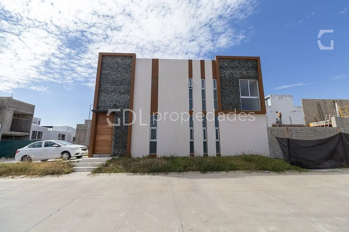 Capital Norte Coto Alicante Casa en Venta