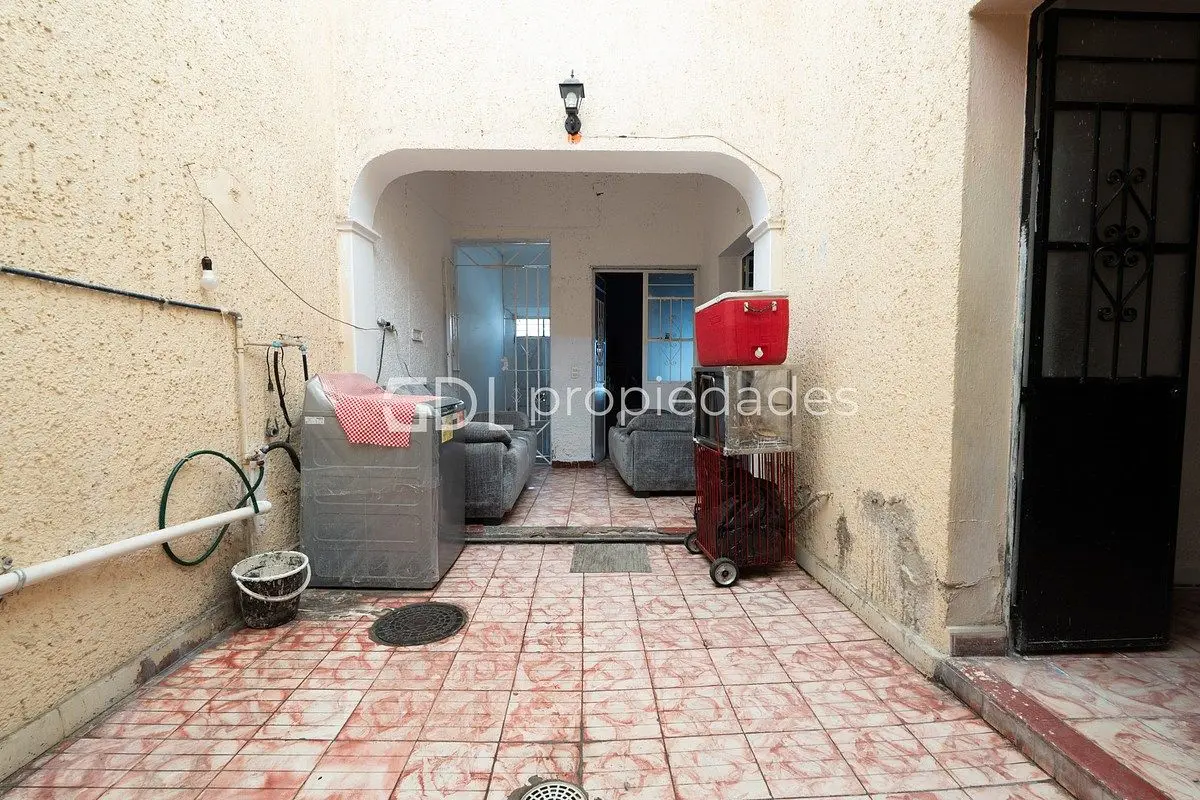 Plaza de la Bandera Casa en Venta — foto 2