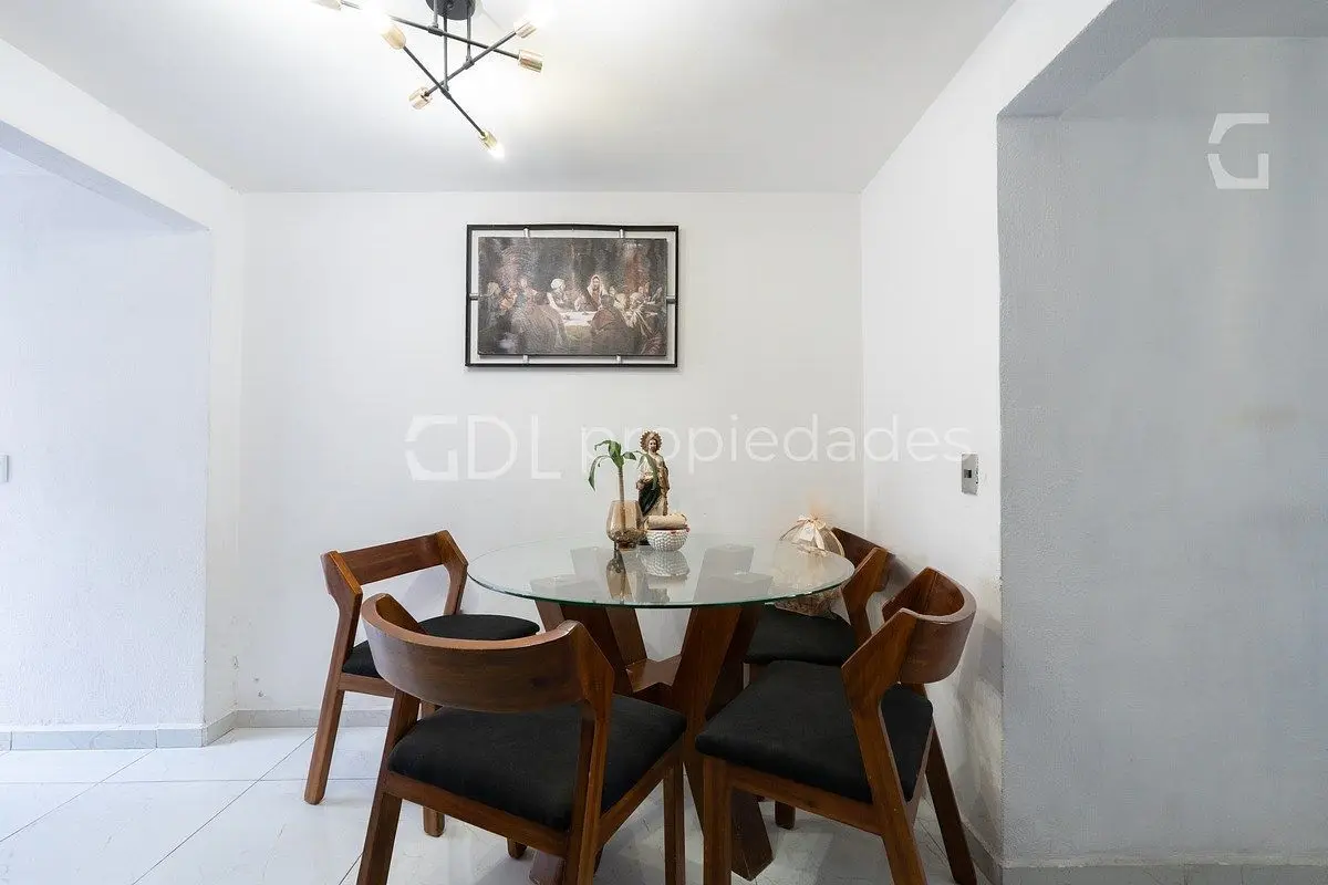 Zalate Casa a unas Cuadras de Malecón en Venta — foto 5