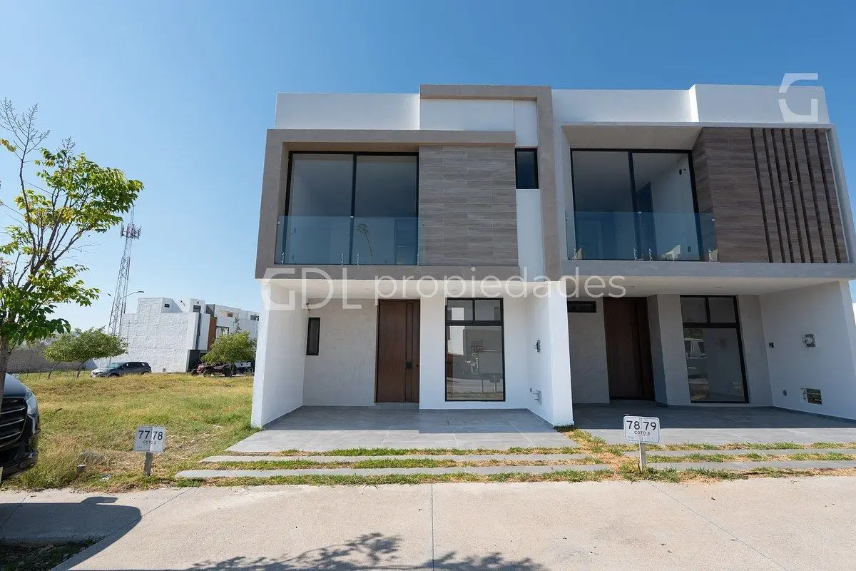 Alva Residencial Casa Nueva en Venta