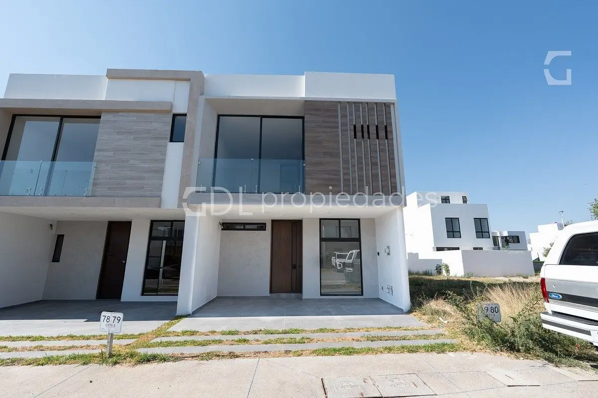 Alva Residencial Casa Nueva en Venta