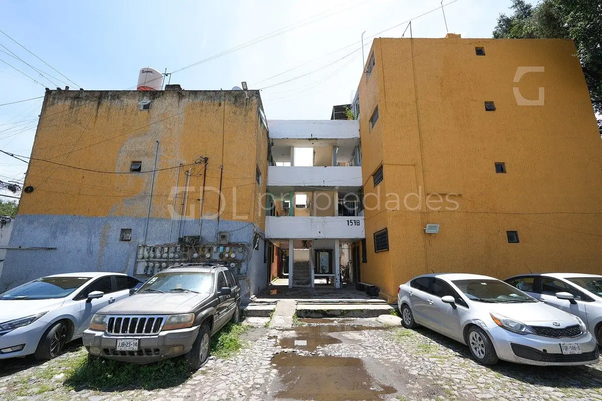 Ferrocarril Departamento en Venta
