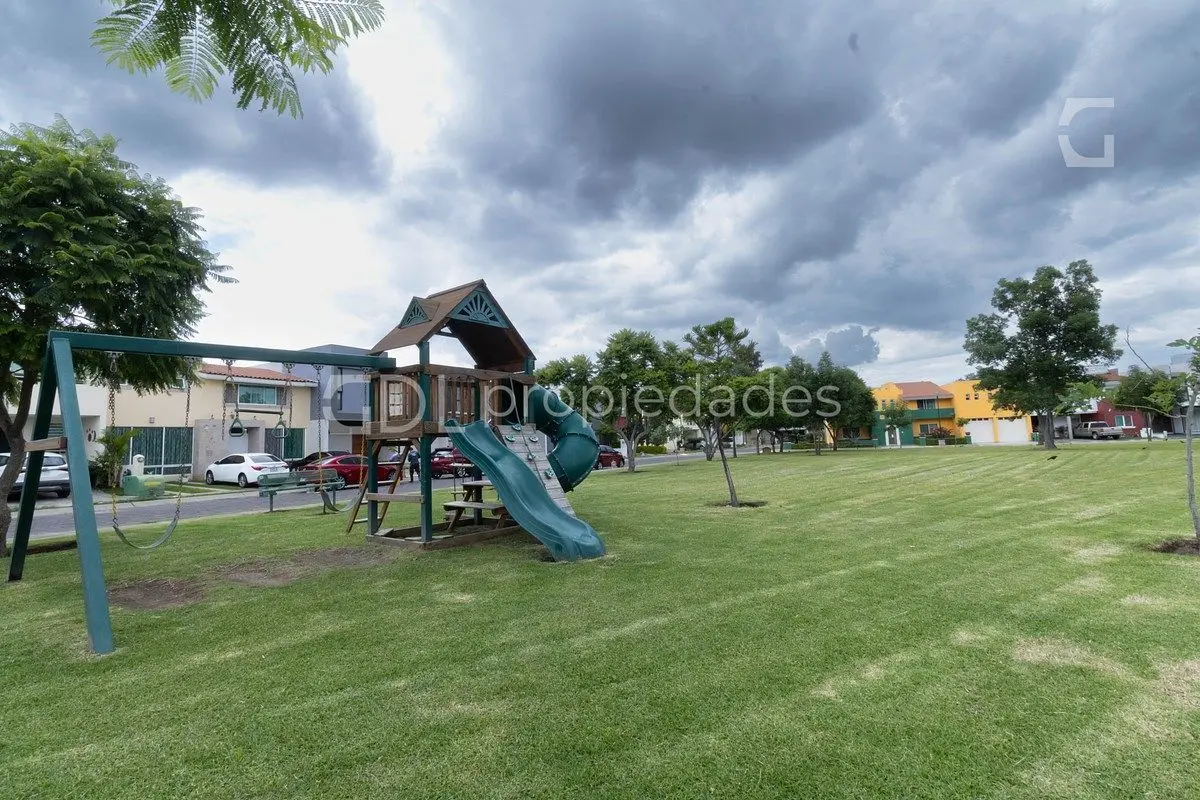 Bosques de Santa Anita Terreno Sobre Avenida en Venta — foto 4