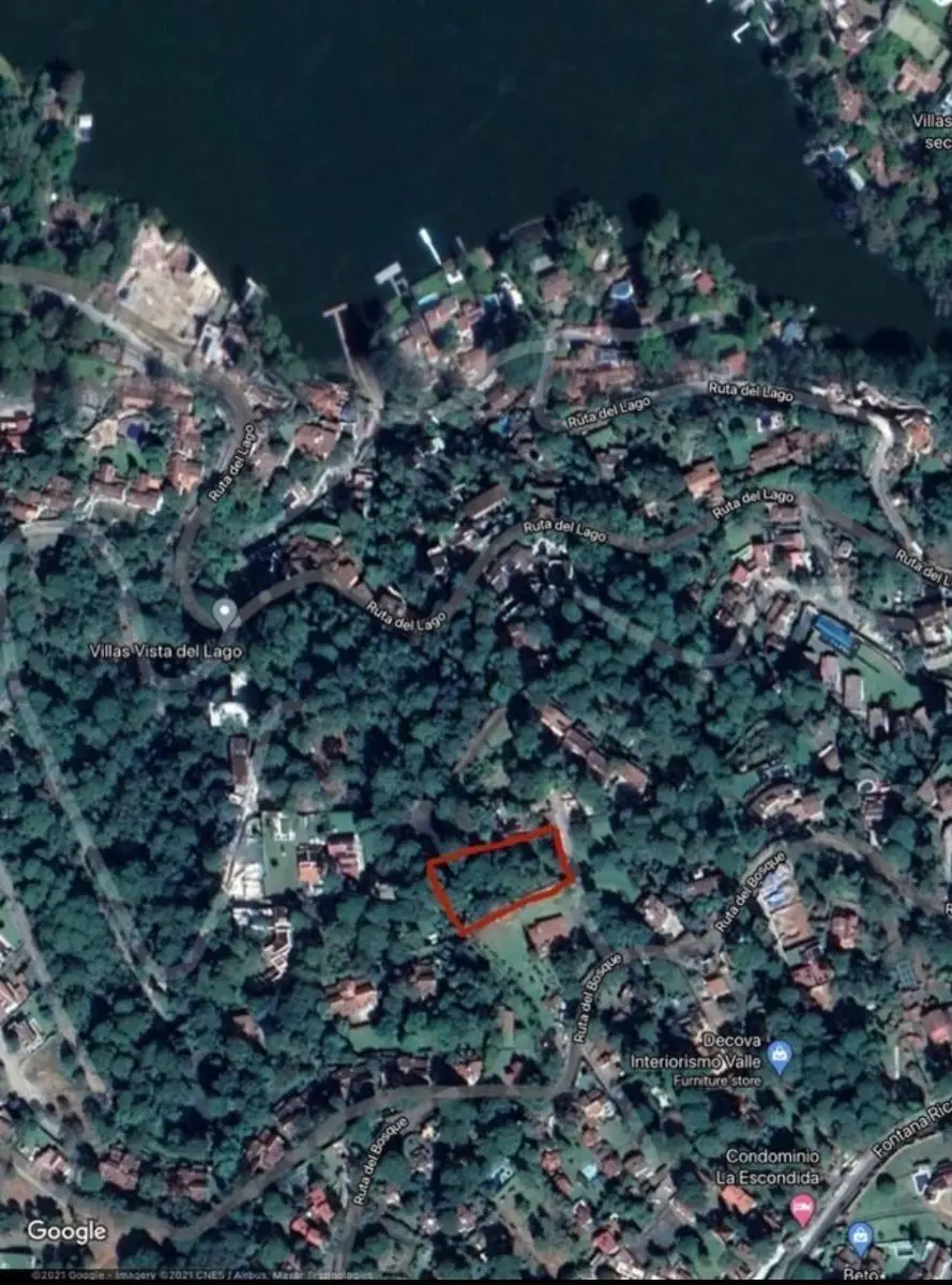 Terreno en venta,para desarrollar 3 casas.