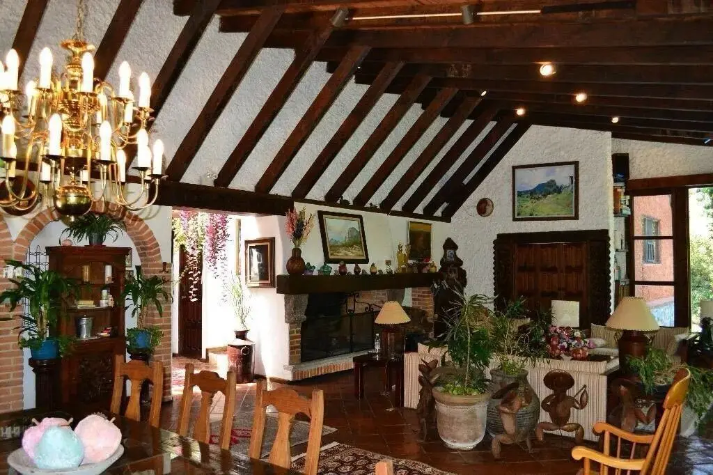 Casa en Venta de oportunidad en Avándaro — foto 6