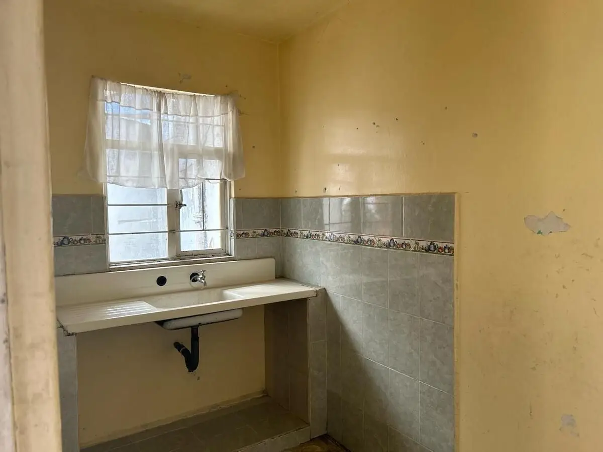 Casa en venta con tres departamentos — foto 8