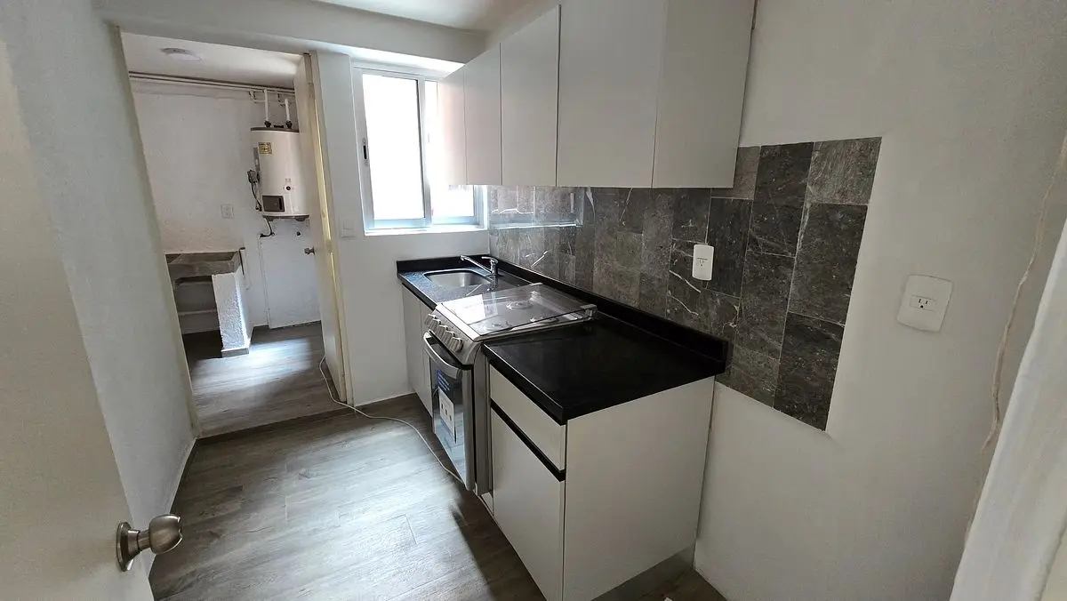departamentoto de 3 recamaras, 2 baños 1 auto con hermoso jardin — foto 3