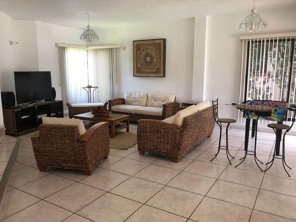 Hermosa casa en venta fraccionamiento Lomas de Cocoyoc morelos — foto 2