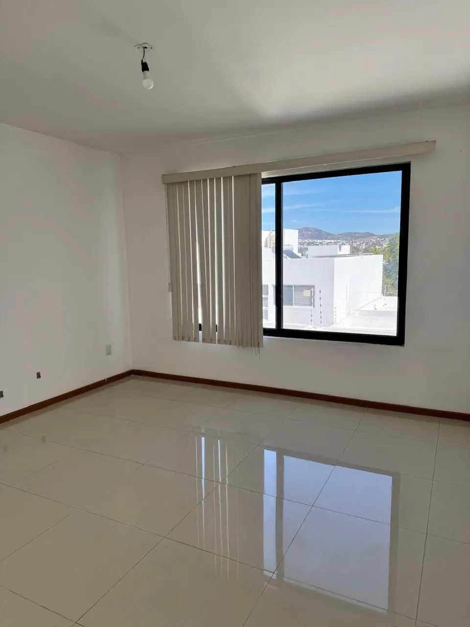 Casa en Renta, Practica y Muy Fucional, Cumbres del Lago, Queretaro, Mex — foto 3