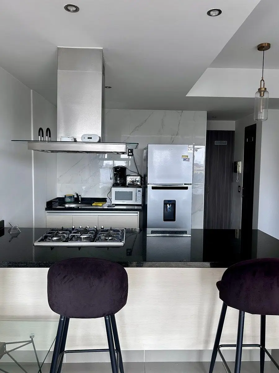 Departamento amueblado con balcón, Roof Garden y estacionamiento | Renta — foto 5