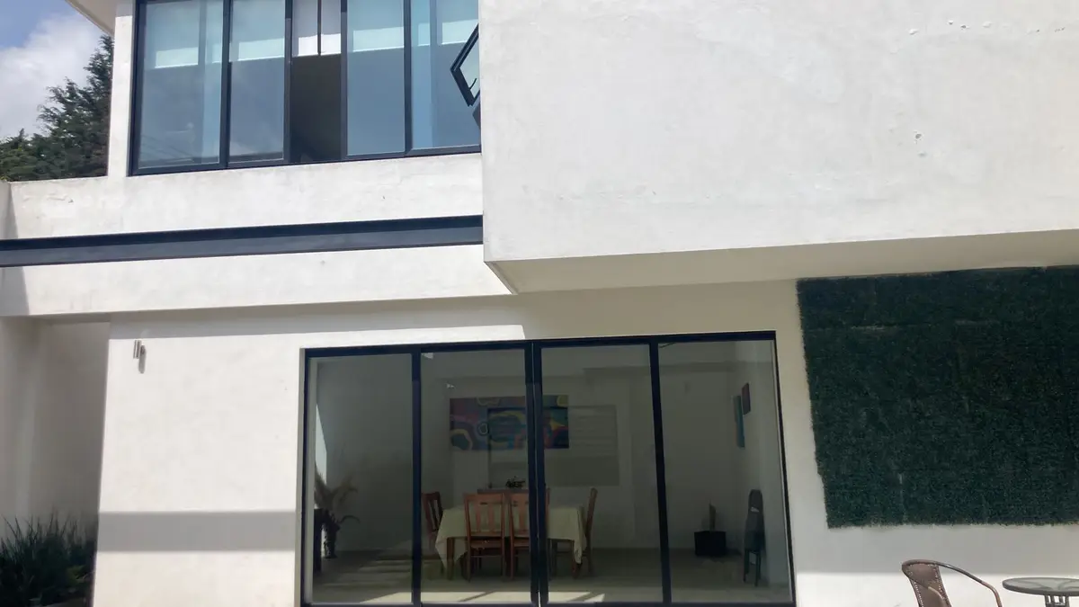 Venta de Casa, Hermosa Residencia en la Virgen, Metepec, Mexico — foto 2