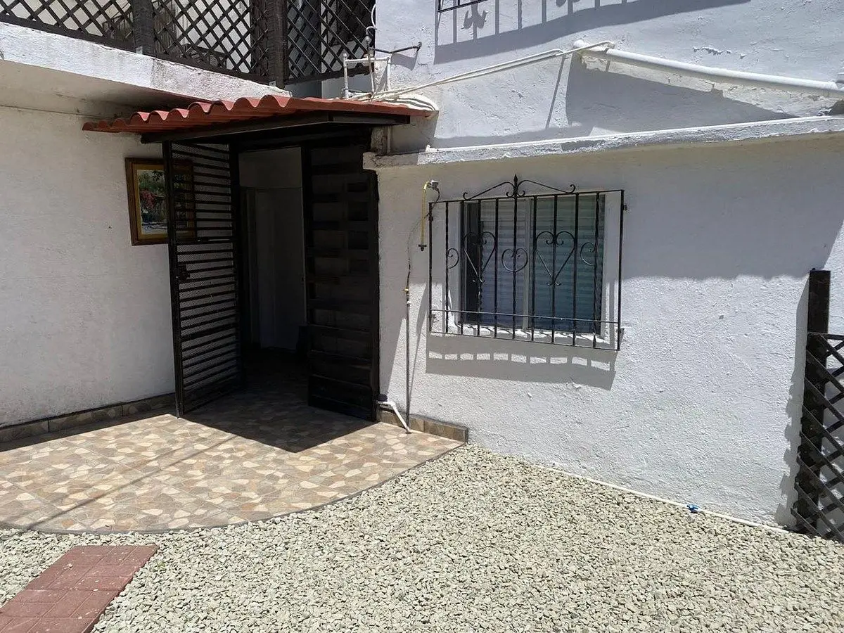 Departamento Ave Cristobal Colon