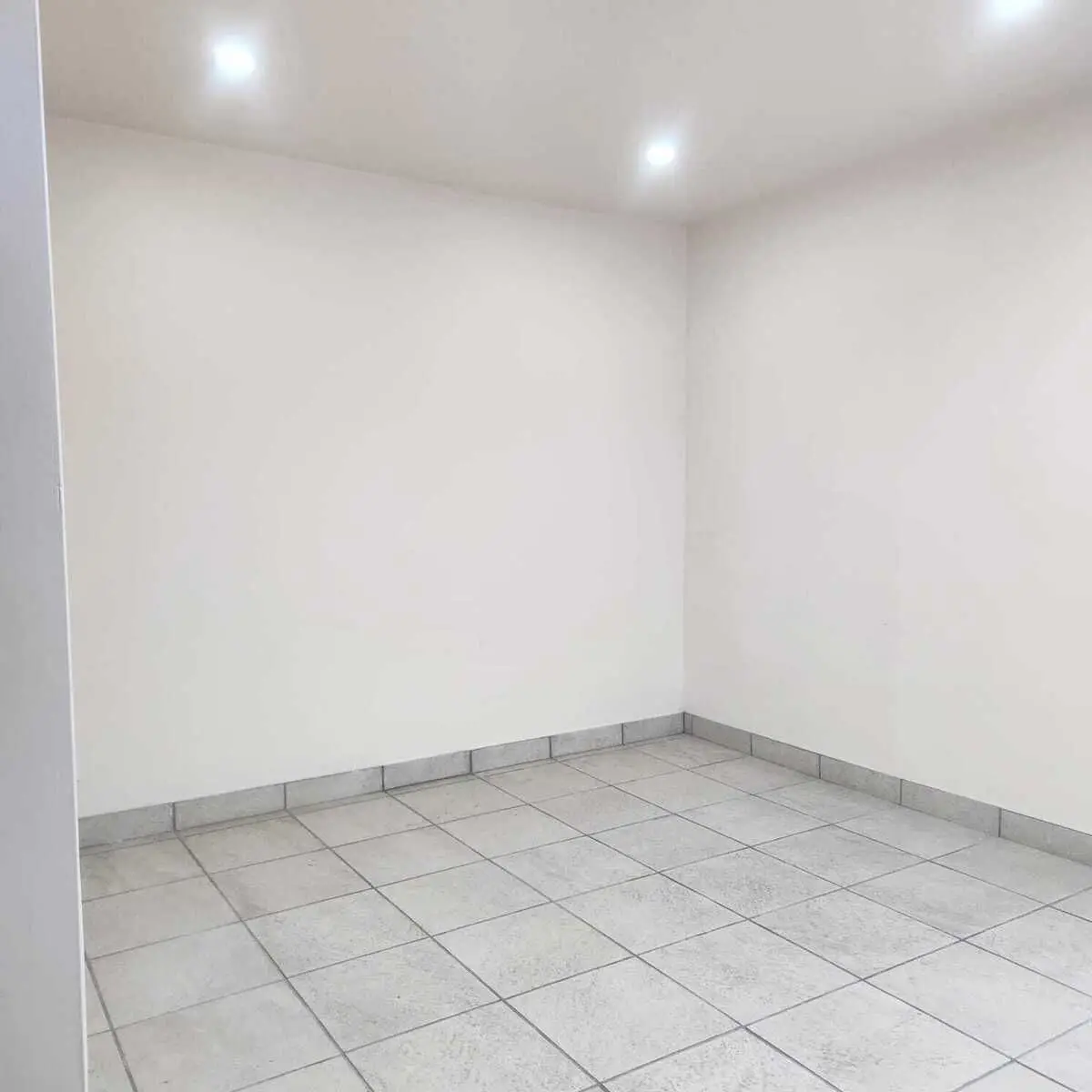 Local Comercial en Segundo Nivel — foto 4