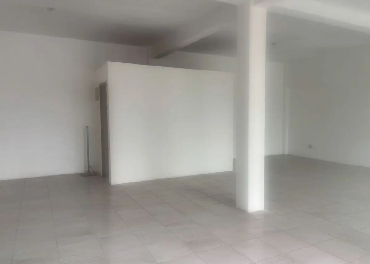 Locales comerciales — foto 4