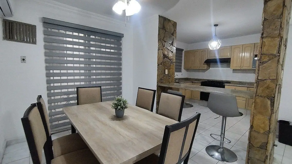 Casa en renta amueblada en Escobedo — foto 2