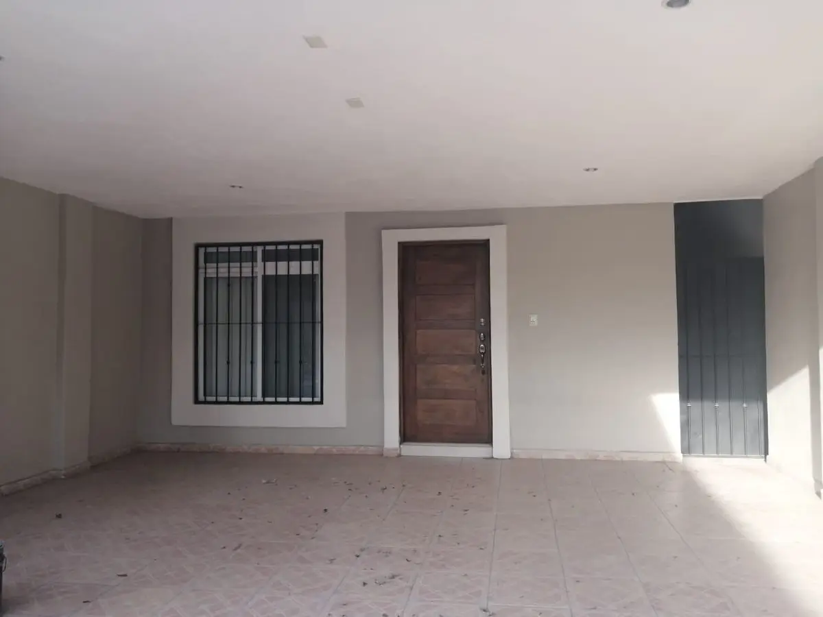 Casa en Renta en Escobedo — foto 2